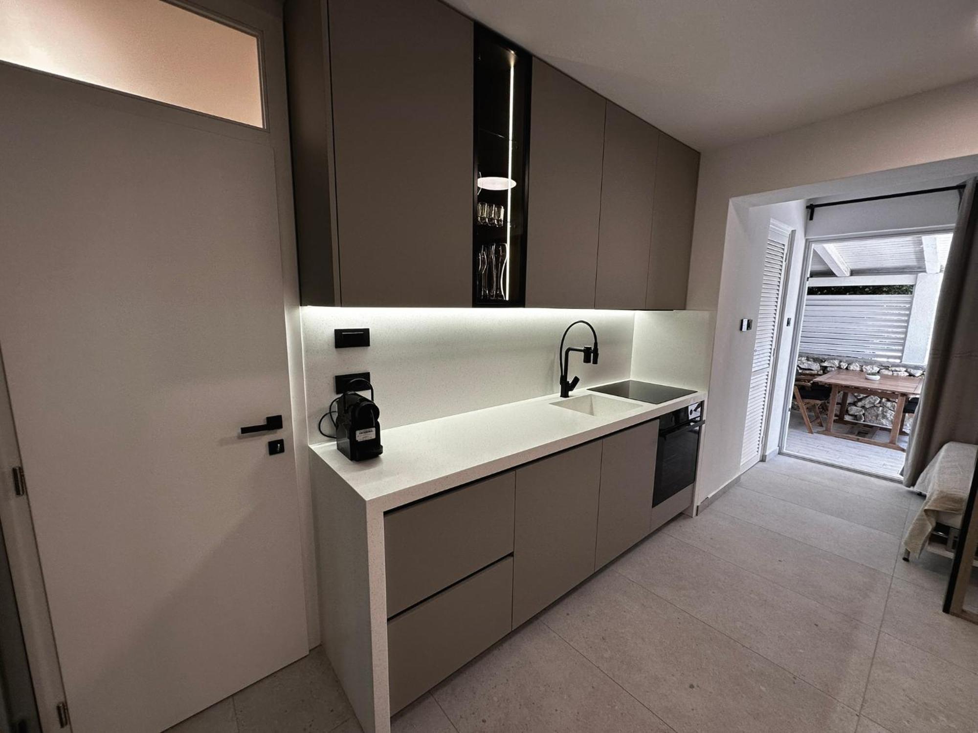 Studio Apartments Lace Novalja Exteriör bild