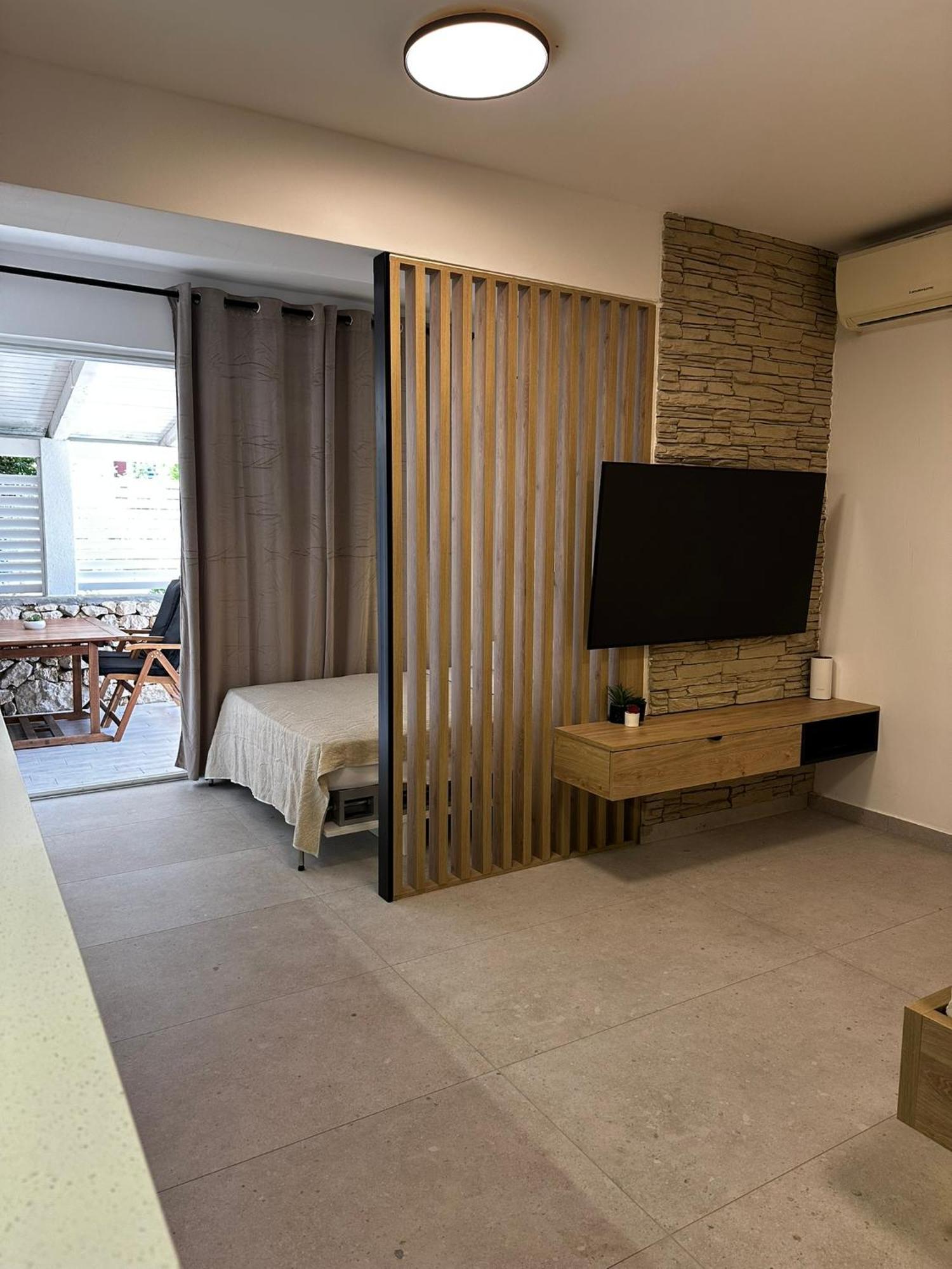 Studio Apartments Lace Novalja Exteriör bild